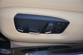 2013款宝马730Li豪华型