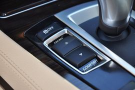2013款宝马730Li豪华型