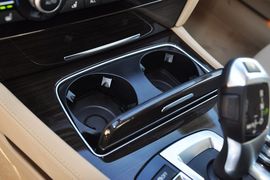 2013款宝马730Li豪华型