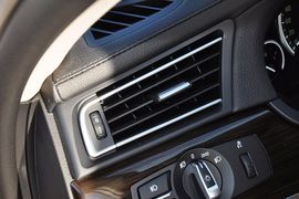 2013款宝马730Li豪华型