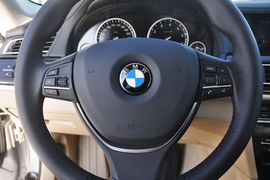 2013款宝马730Li豪华型