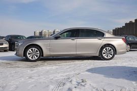 2013款宝马730Li豪华型