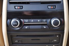 2013款宝马740Li领先型