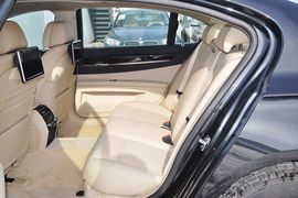 2013款宝马740Li领先型