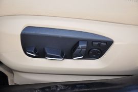 2013款宝马740Li领先型