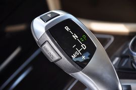 2013款宝马740Li领先型