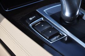 2013款宝马740Li领先型