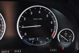 2013款宝马740Li领先型