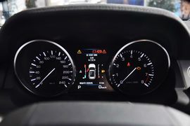 2013款路虎揽胜极光5门耀动版