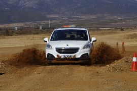 2013款东风标致3008