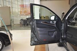 2013款英菲尼迪JX35卓越版到店实拍