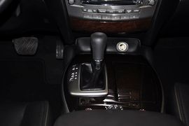 2013款英菲尼迪JX35卓越版到店实拍