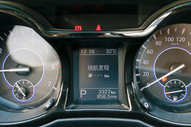 2016款江铃驭胜S350