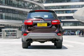 2016款江铃驭胜S350