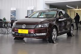 2013款大众帕萨特2.0TSI至尊版