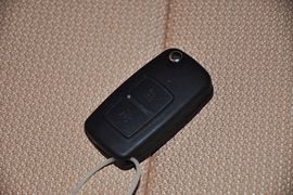 2012款奇瑞瑞虎精英版1.6DVVT手动豪华版