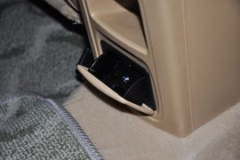 2012款奇瑞瑞虎精英版1.6DVVT手动豪华版