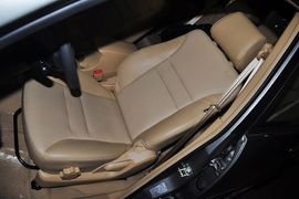 2012款奇瑞瑞虎精英版1.6DVVT手动豪华版