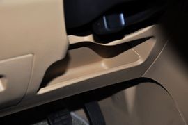 2012款奇瑞瑞虎精英版1.6DVVT手动豪华版