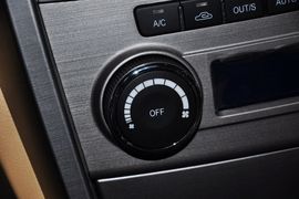 2012款奇瑞瑞虎精英版1.6DVVT手动豪华版