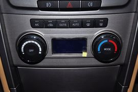 2012款奇瑞瑞虎精英版1.6DVVT手动豪华版