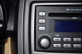 2012款奇瑞瑞虎精英版1.6DVVT手动豪华版