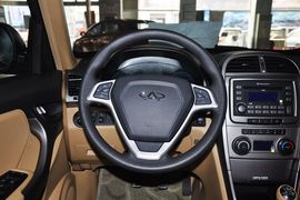 2012款奇瑞瑞虎精英版1.6DVVT手动豪华版