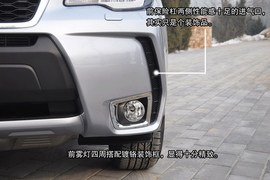 2013款斯巴鲁森林人2.0XT尊贵导航版到店实拍