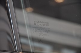 2013款路虎揽胜极光3门耀动版