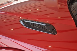 2013款路虎揽胜极光3门耀动版