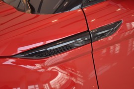 2013款路虎揽胜极光3门耀动版