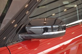 2013款路虎揽胜极光3门耀动版