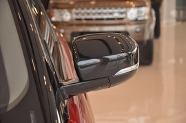 2013款路虎揽胜极光3门耀动版