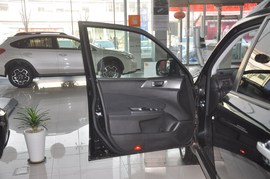 2012款斯巴鲁森林人经典2.5XS豪华型到店实拍