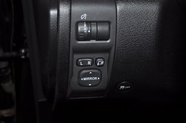 2012款斯巴鲁森林人经典2.5XS豪华型到店实拍