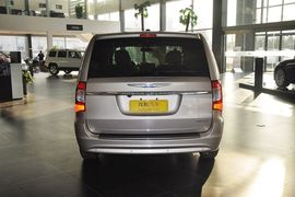 2013款克莱斯勒大捷龙3.6L豪华版