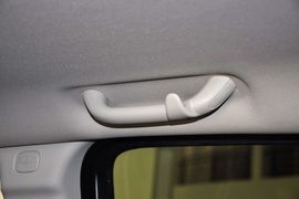 2013款Jeep指南者2.4L都市版