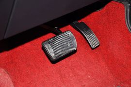 2013款Jeep指南者2.4L都市版