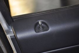 2013款Jeep指南者2.4L都市版