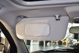 2013款Jeep指南者2.4L都市版
