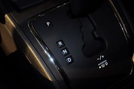 2013款Jeep指南者2.4L都市版