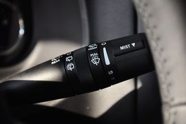 2013款Jeep指南者2.4L都市版