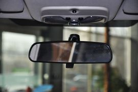 2013款Jeep自由客2.4L豪华导航版