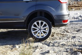 试驾福特翼虎2.0T自动尊贵型