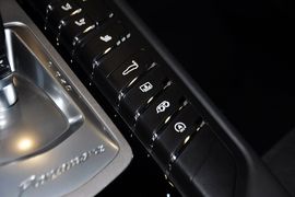 2012款保时捷Panamera