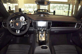 2012款保时捷Panamera