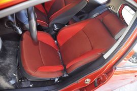 2013款一汽夏利N7