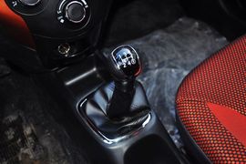 2013款一汽夏利N7