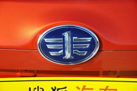 2013款一汽夏利N7