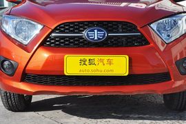 2013款一汽夏利N7